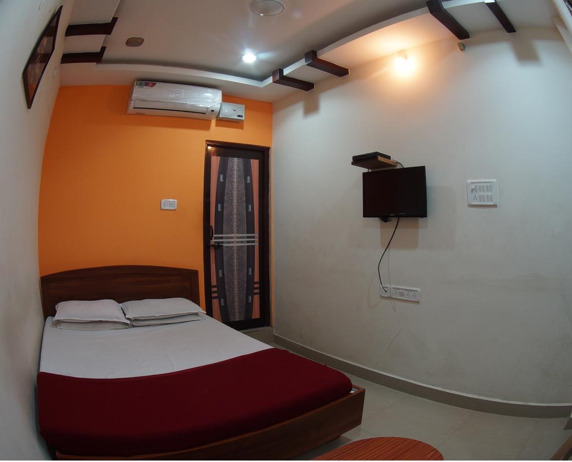 Oyo Flagship 74392 Hotel Mahesh Residency Hyderabad Luaran gambar